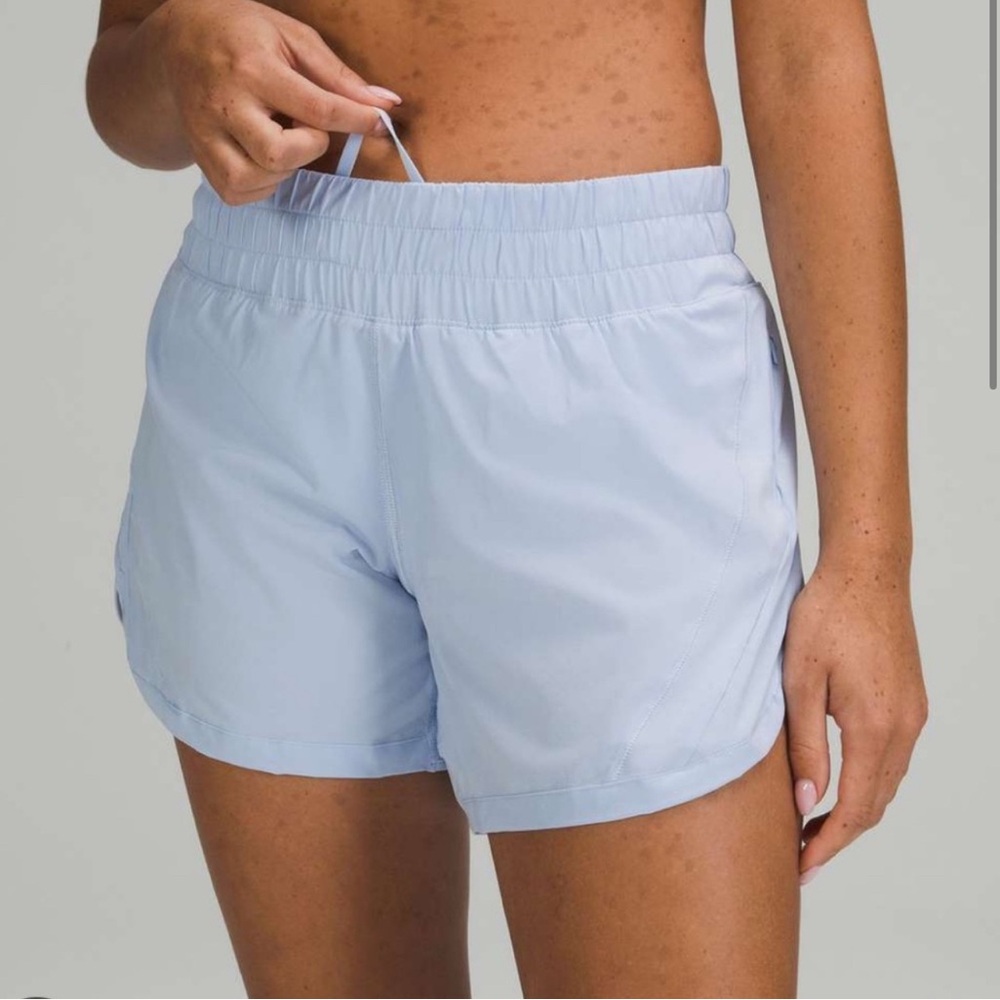 lululemon Track That lined shorts 5" size 10 in light blue